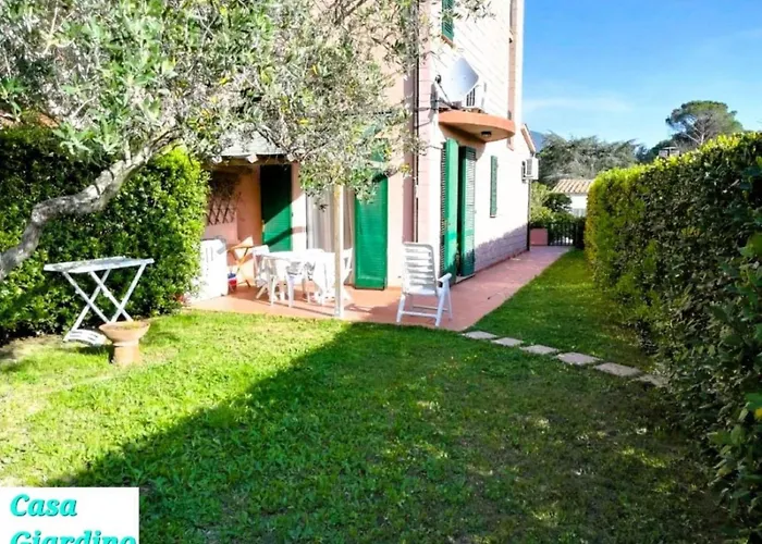 Apartment Casa Giardino Marina di Campo