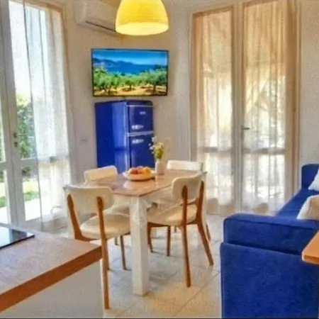 Casa Giardino * Марина-ди-Кампо